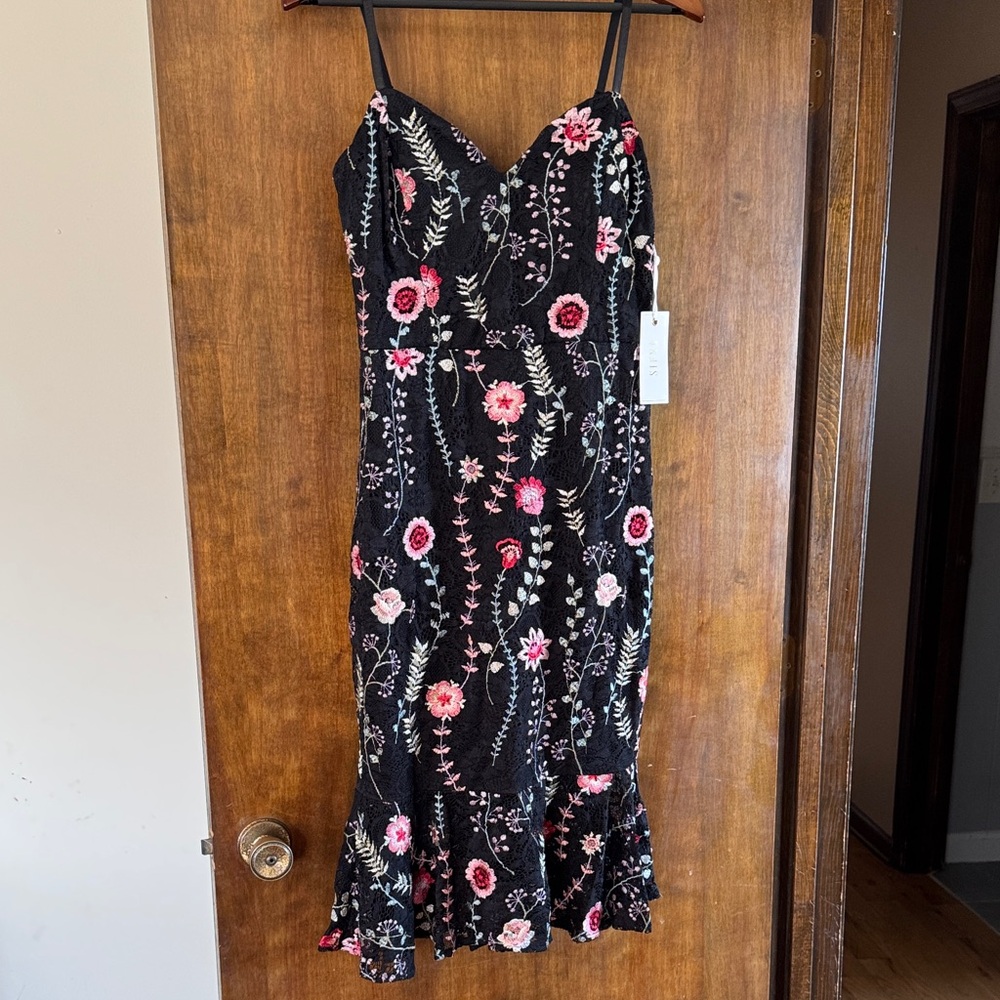 Siena Floral Print Embroidered Lace Midi Dress